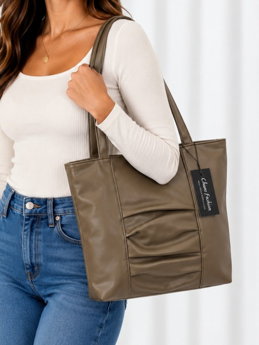 👜 NWT Chums Fashion Taupe Brown Ruched Faux Leather Shoulder Tote Bag